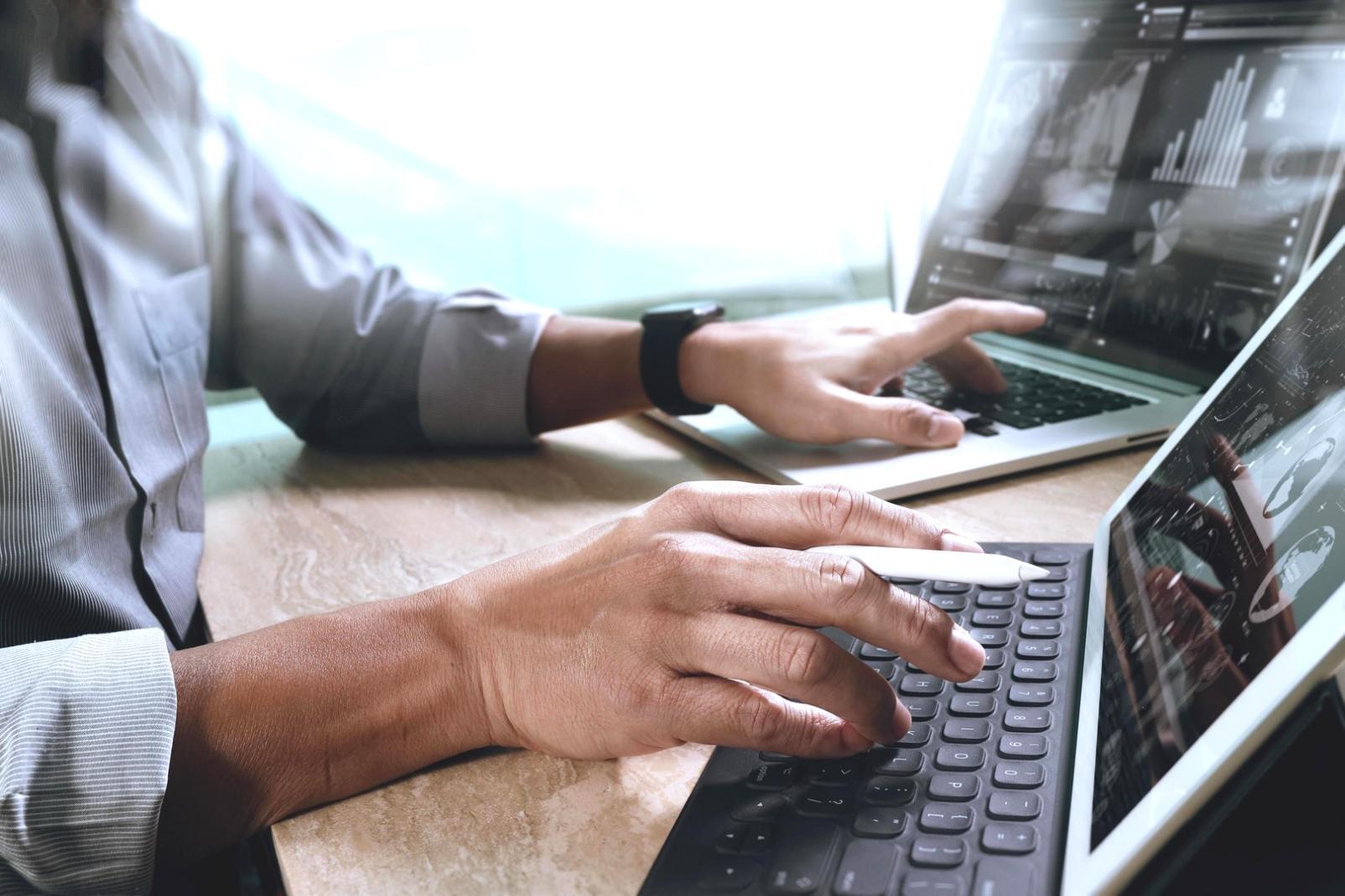 Espace de travail collaboratif pour l'apprentissage du SEO